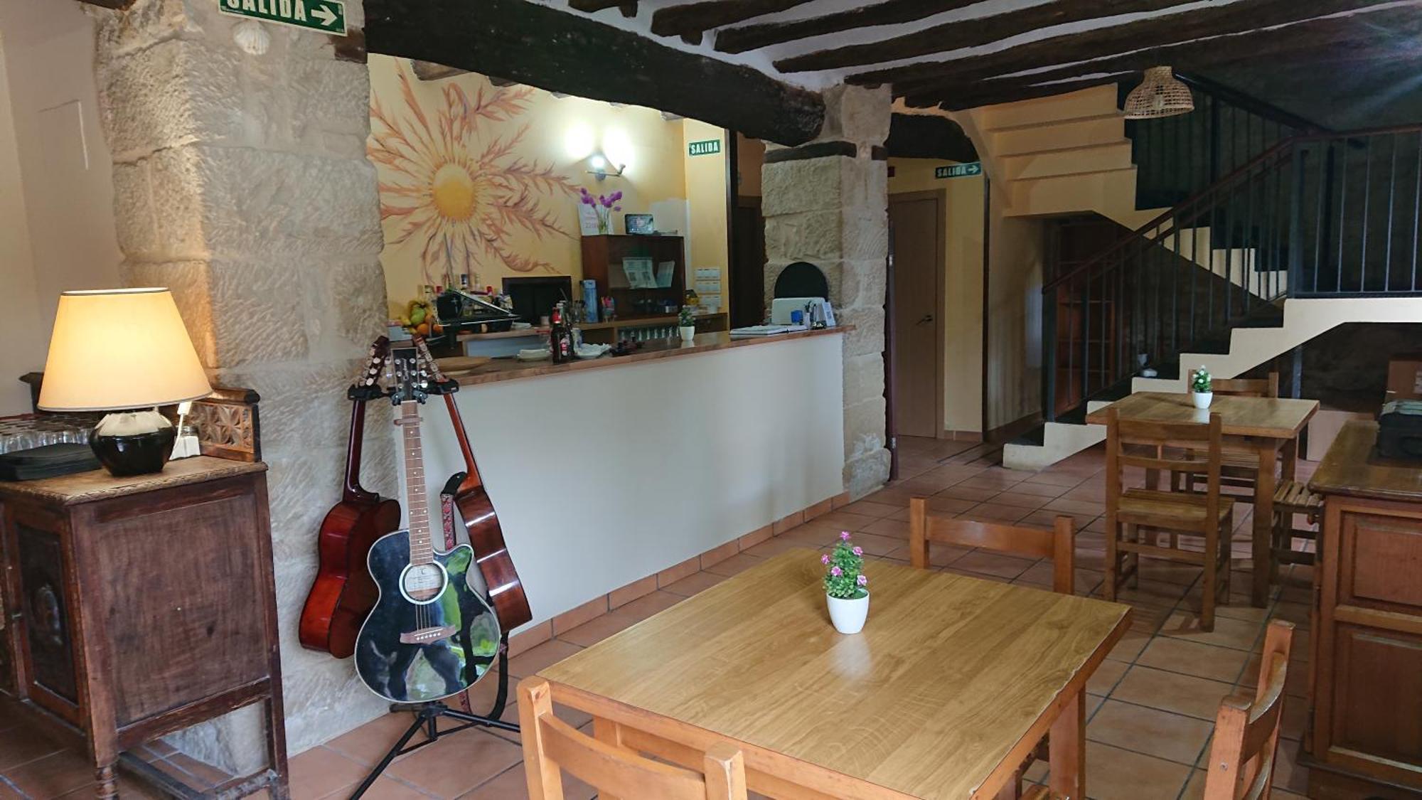 Albergue Sansol - El Oasis Del Camino Frances - Exclusivo Para Peregrinos Екстер'єр фото