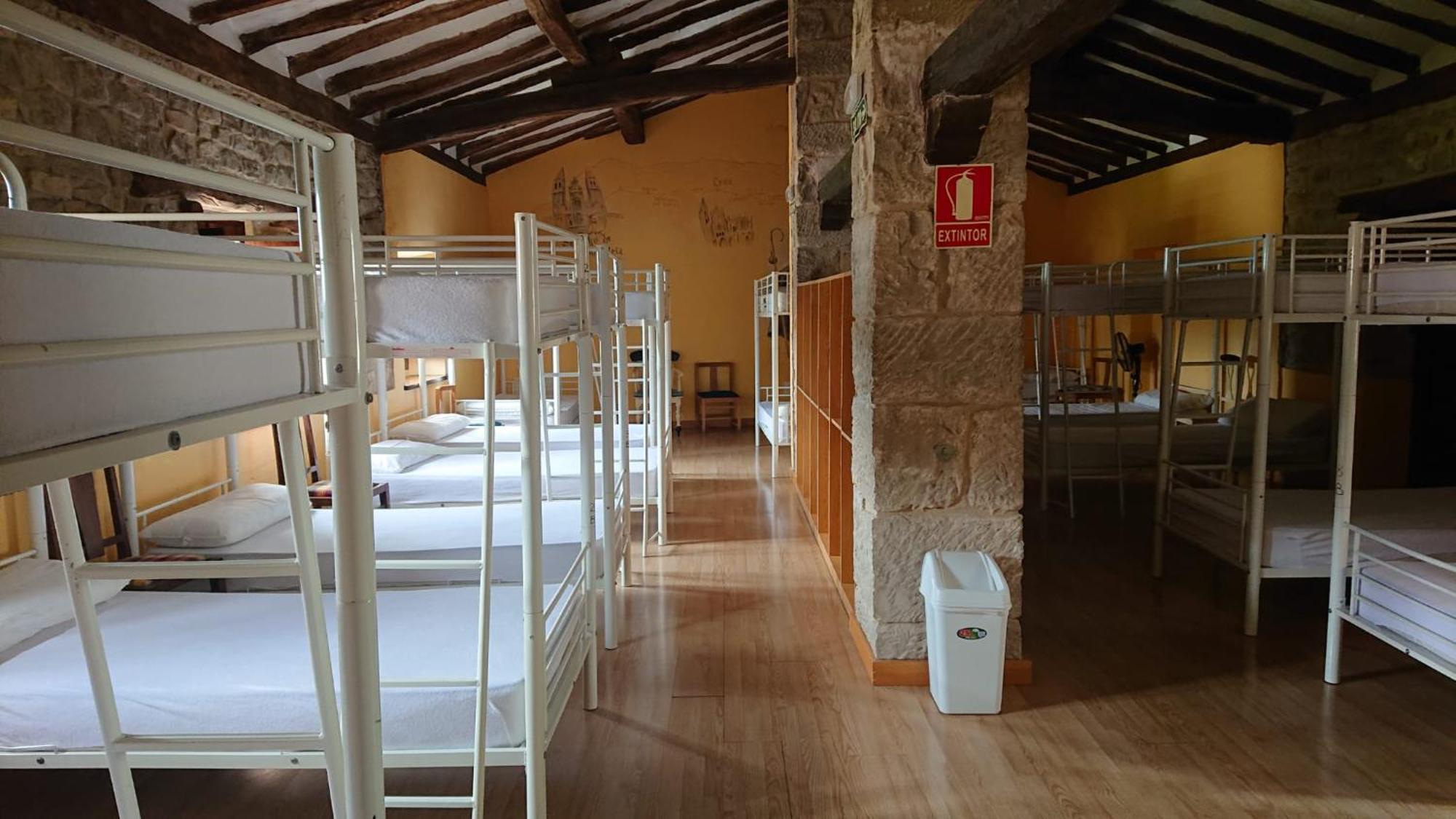 Albergue Sansol - El Oasis Del Camino Frances - Exclusivo Para Peregrinos Екстер'єр фото